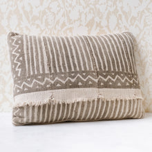 Load image into Gallery viewer, Grey African Pillows