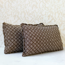 Load image into Gallery viewer, Pair of Obi Cardamon Pillows