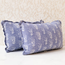 Load image into Gallery viewer, Pair of Mahatma Delft Pillows