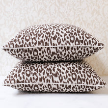 Load image into Gallery viewer, Pair of Leopard Mole Pillows