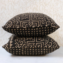 Load image into Gallery viewer, Pair of Mud Cloth Pillows

