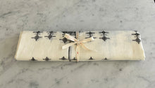 Load image into Gallery viewer, Fulani Ebony Remnant- 40"
