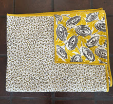 Load image into Gallery viewer, Percy &amp; Vita Sulphur Moving Blanket
