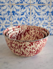 Load image into Gallery viewer, Splatterware Mixing Bowls
